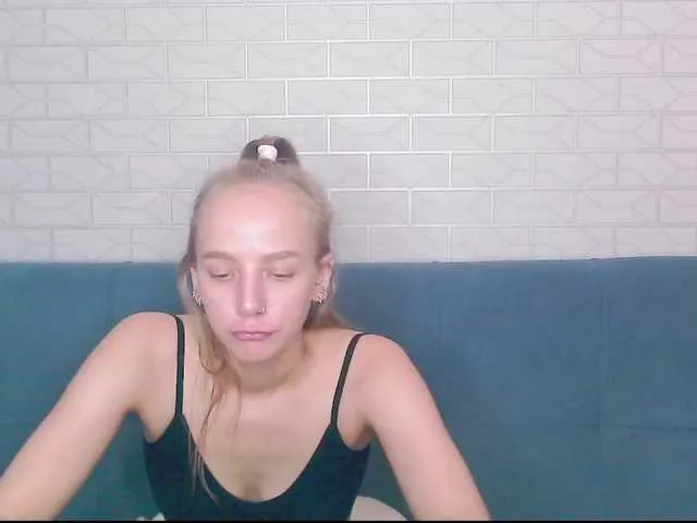 Live sex webcam photo for VLADIMERS #277960091