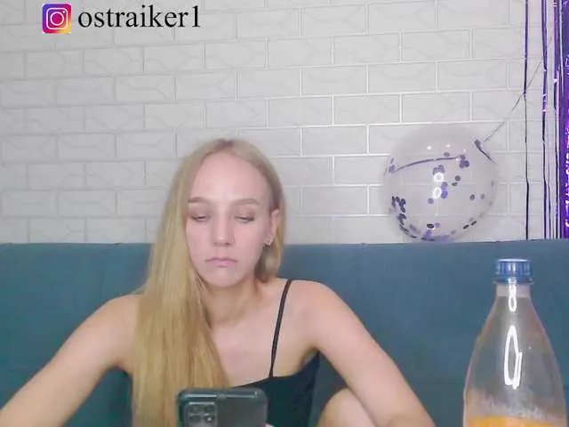 Live sex webcam photo for VLADIMERS #278103292