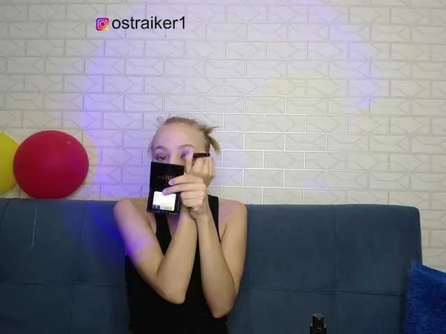 Live sex webcam photo for VLADIMERS #289373201