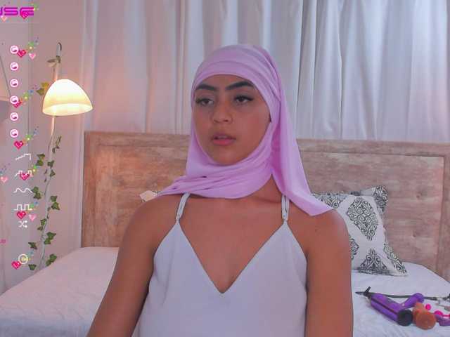 Live sex webcam photo for Vaaleriiia #274075653