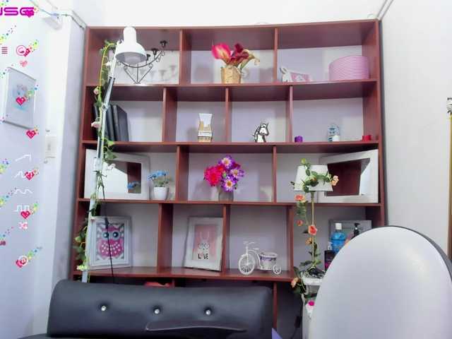 Live sex webcam photo for Vaaleriiia #274397054