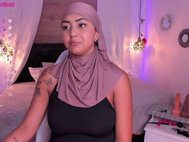 Live sex webcam photo for Vaaleriiia #275483064