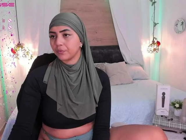 Live sex webcam photo for Vaaleriiia #275635952