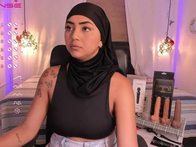 Live sex webcam photo for Vaaleriiia #276470367