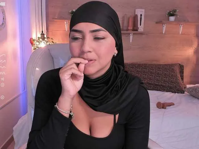 Live sex webcam photo for Vaaleriiia #276713624