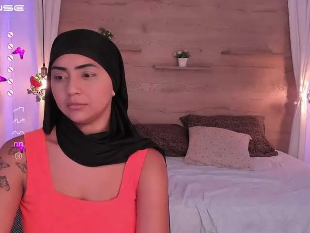 Live sex webcam photo for Vaaleriiia #277080188