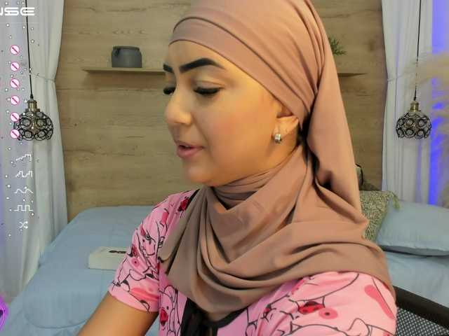 Live sex webcam photo for Vaaleriiia #277362482