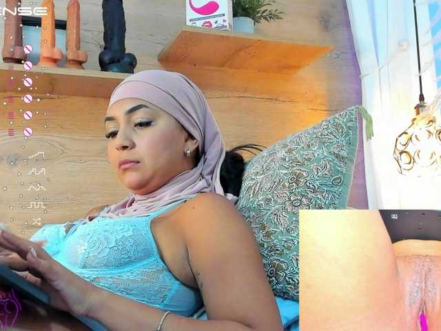 Live sex webcam photo for Vaaleriiia #277472499