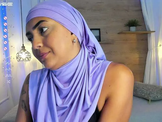 Live sex webcam photo for Vaaleriiia #277844414