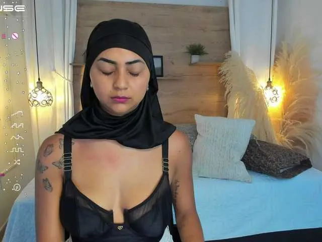 Live sex webcam photo for Vaaleriiia #278012390