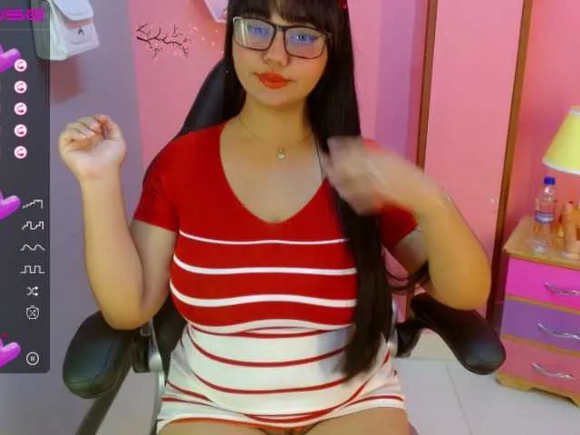 Live sex webcam photo for VaioletConroy #274578588