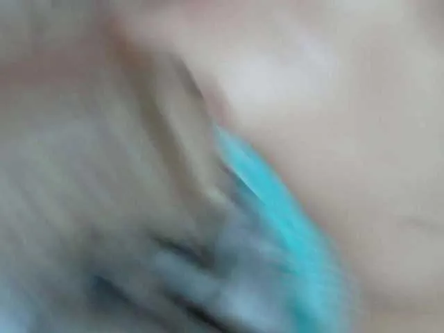 Live sex webcam photo for Val-Stephie #291612834