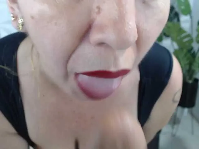 Live sex webcam photo for Valentina-mature #275521015