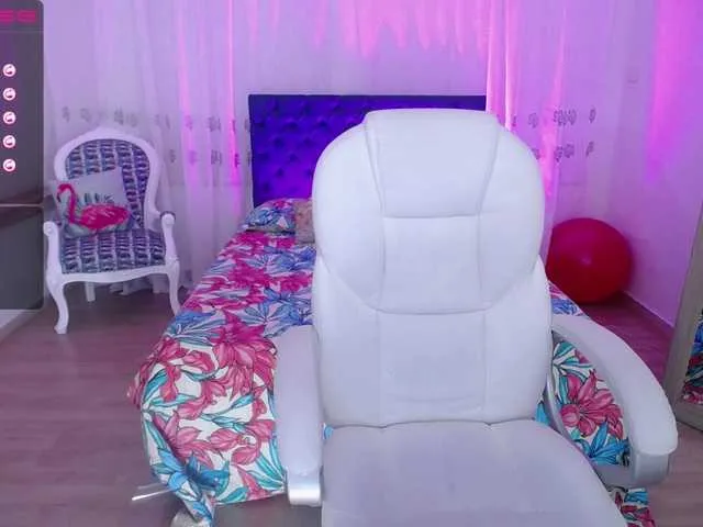 Live sex webcam photo for Valentina-ros #272813755