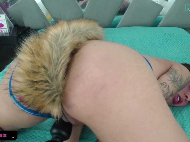 Live sex webcam photo for ValentinaTyph #276413266