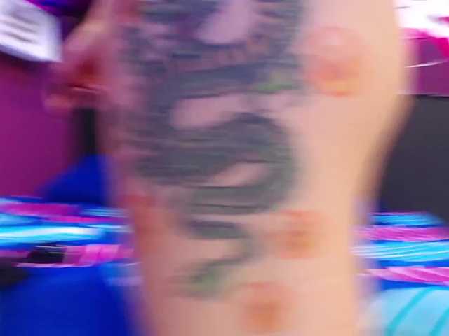 Live sex webcam photo for ValentinaaMil #273883716