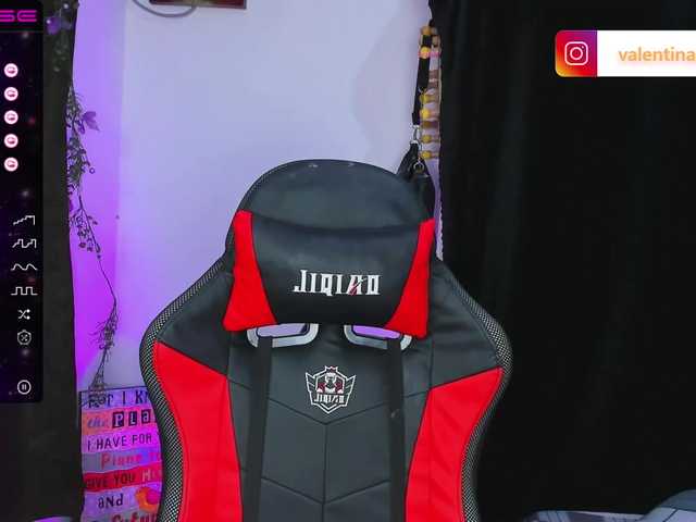 Live sex webcam photo for ValentinaaMil #275601648