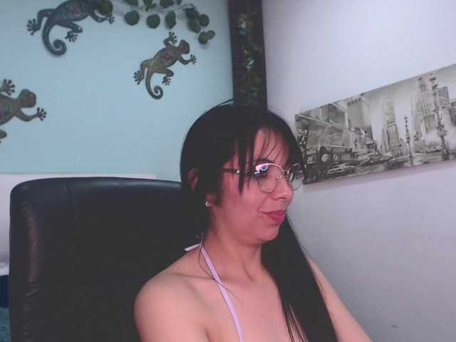 Live sex webcam photo for Valentinagiraldo20 #275633513