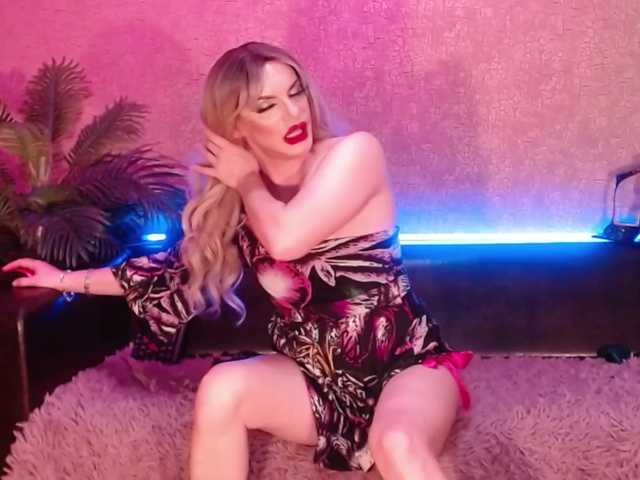 Live sex webcam photo for ValentinoAir #276790667