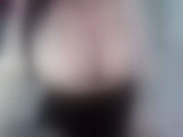 Live sex webcam photo for ValeriWow #293458259