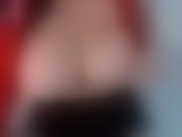 Live sex webcam photo for ValeriWow #294037597