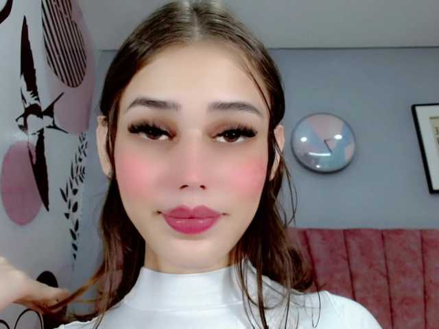 Live sex webcam photo for ValeriaAguilar #291234662