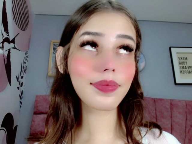 Live sex webcam photo for ValeriaAguilar #291321573