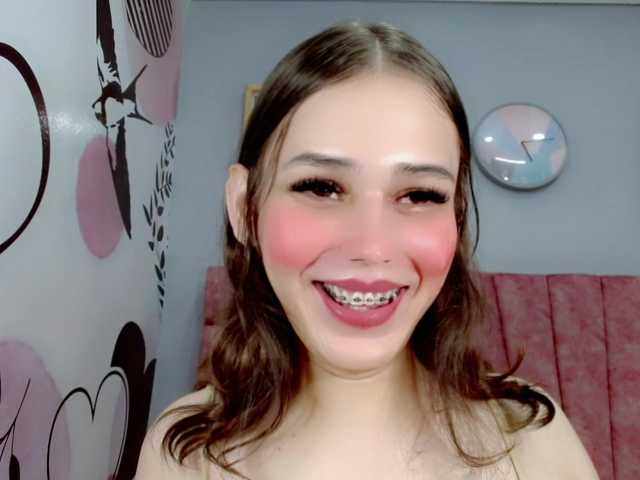 Live sex webcam photo for ValeriaAguilar #291394934