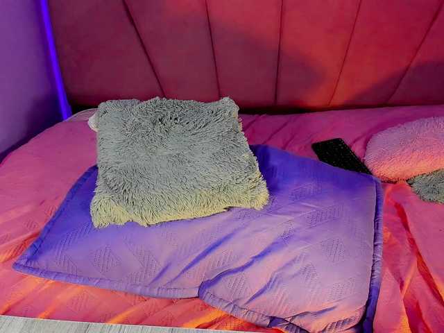 Live sex webcam photo for ValeriaAguilar #291683952