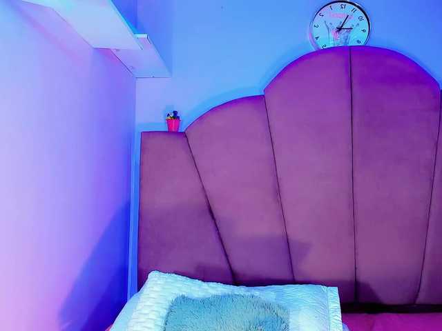 Live sex webcam photo for ValeriaAguilar #291827108