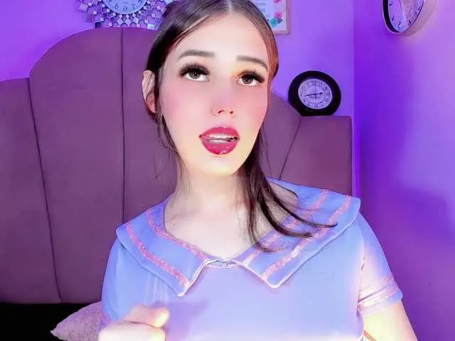 Live sex webcam photo for ValeriaAguilar #292231553