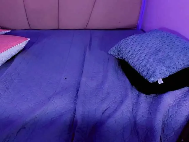 Live sex webcam photo for ValeriaAguilar #292397685