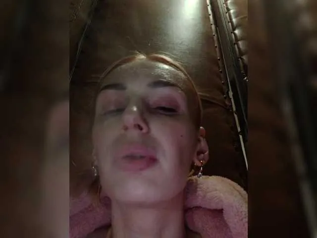 Live sex webcam photo for ValeriaBrown #290579474