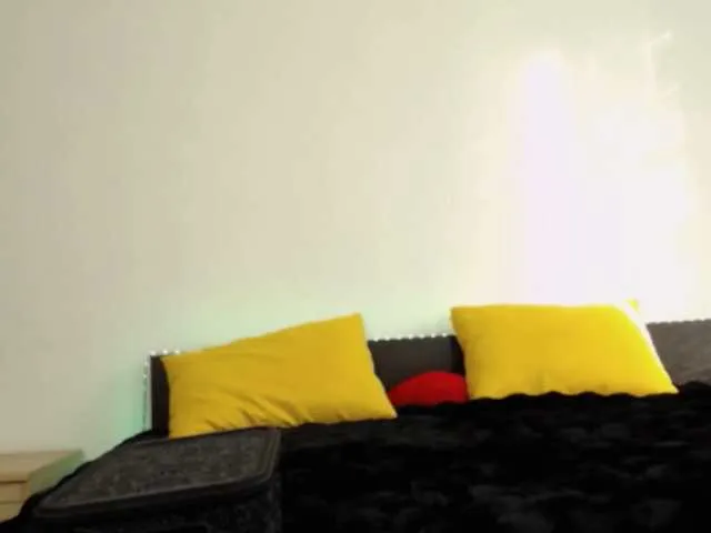 Live sex webcam photo for ValeriaFoxx #290674727