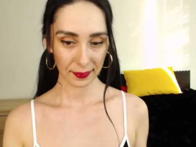 Live sex webcam photo for ValeriaFoxx #290682213