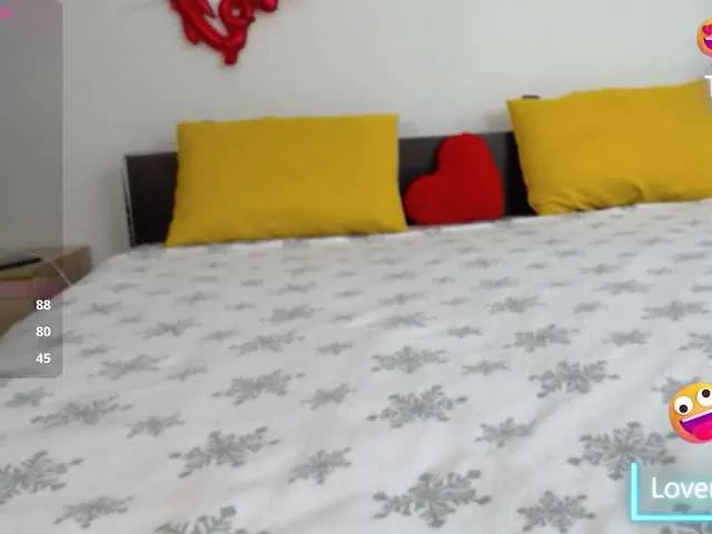 Live sex webcam photo for ValeriaFoxx #291305379
