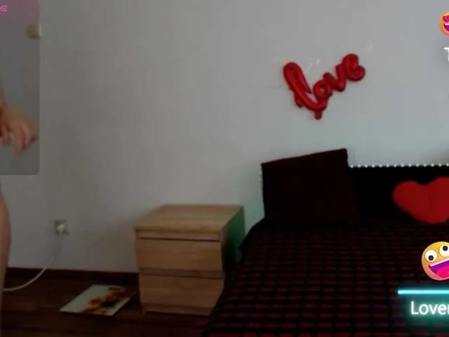 Live sex webcam photo for ValeriaFoxx #291358161