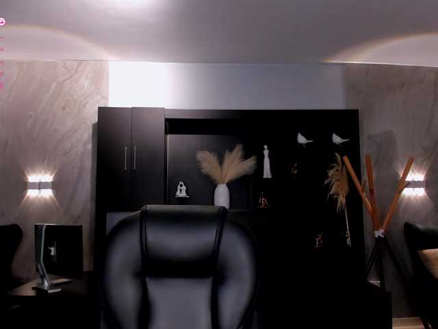 Live sex webcam photo for ValeriaVelvet #290970808
