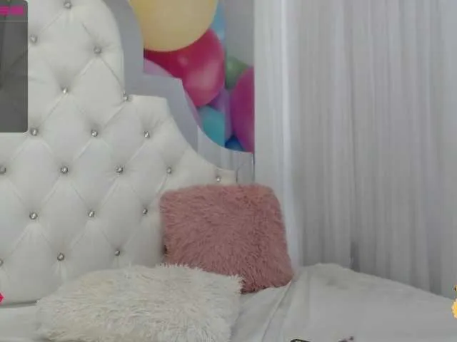 Live sex webcam photo for ValeriaXHot #274192618