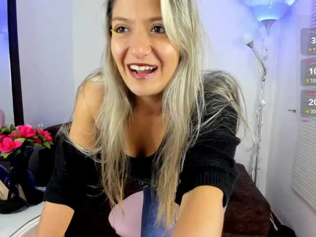 Live sex webcam photo for Valeriahunter #290491343