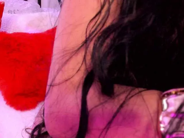 Live sex webcam photo for Valeriajade #292428276