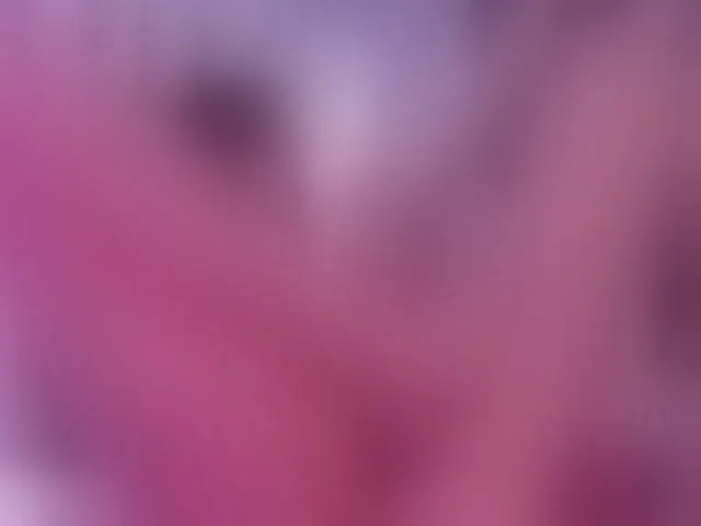 Live sex webcam photo for Valeriajade #294085358