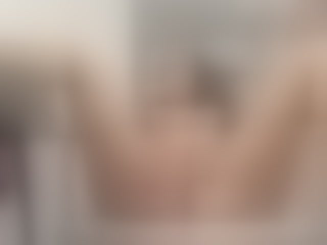 Live sex webcam photo for Valeriaxoxo #294232827
