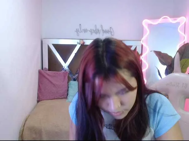 Live sex webcam photo for Valeribell-tay #277770019