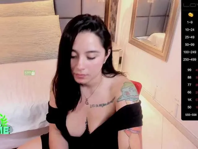 Live sex webcam photo for Valerie-Saenz #273923812