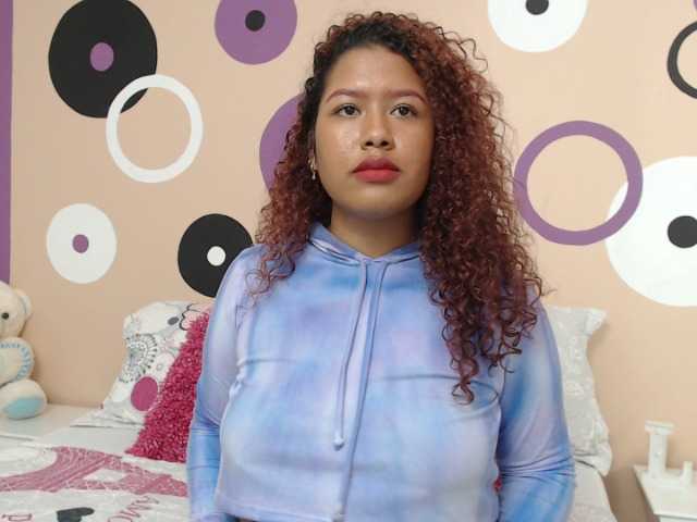 Live sex webcam photo for ValerieFlory #273412882