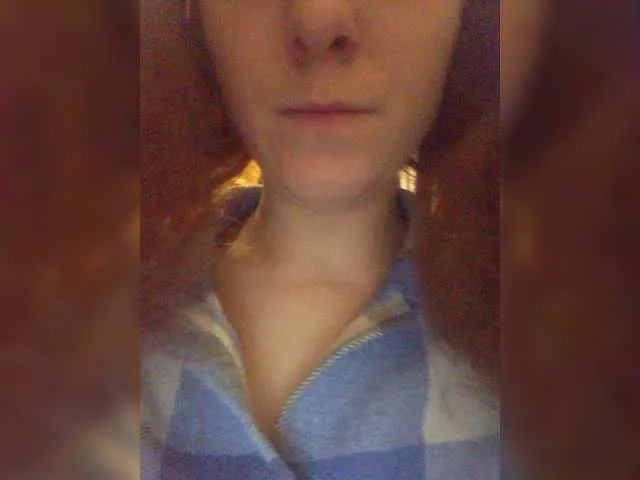 Live sex webcam photo for Valeriekros #276757925