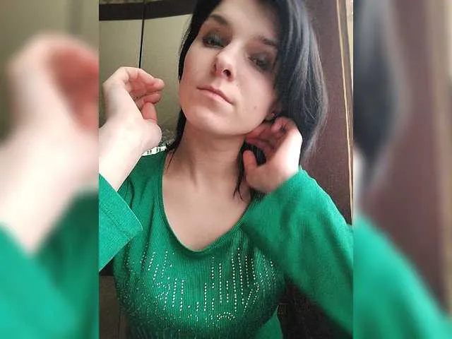 Live sex webcam photo for Valeriekros #277172319