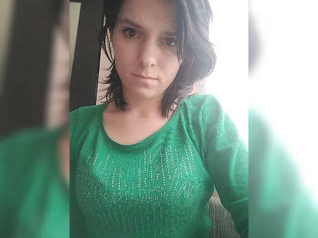 Live sex webcam photo for Valeriekros #277229670