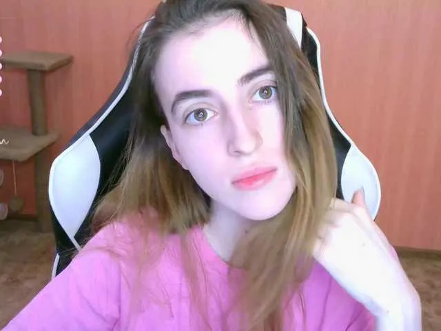 Live sex webcam photo for Valeritiiio #290547312